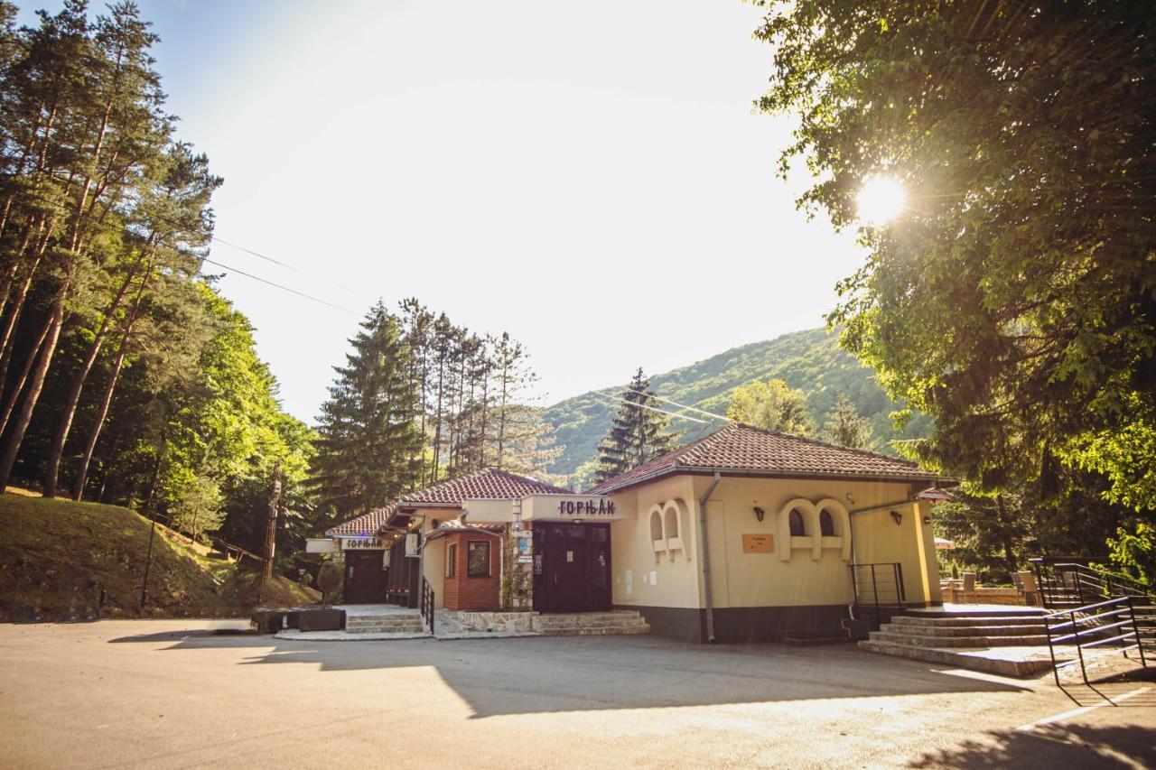 Restoran Sa Prenocistem Gornjak Hotel Krepoljin Bagian luar foto